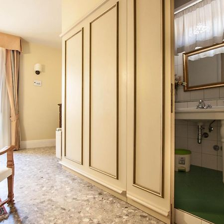 Bed and Breakfast Dimora Antica Pianella Pianella  Habitación foto